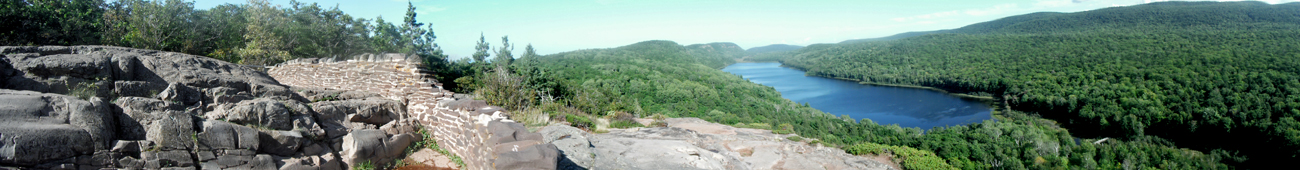 Lake of the Clouds Panorama view